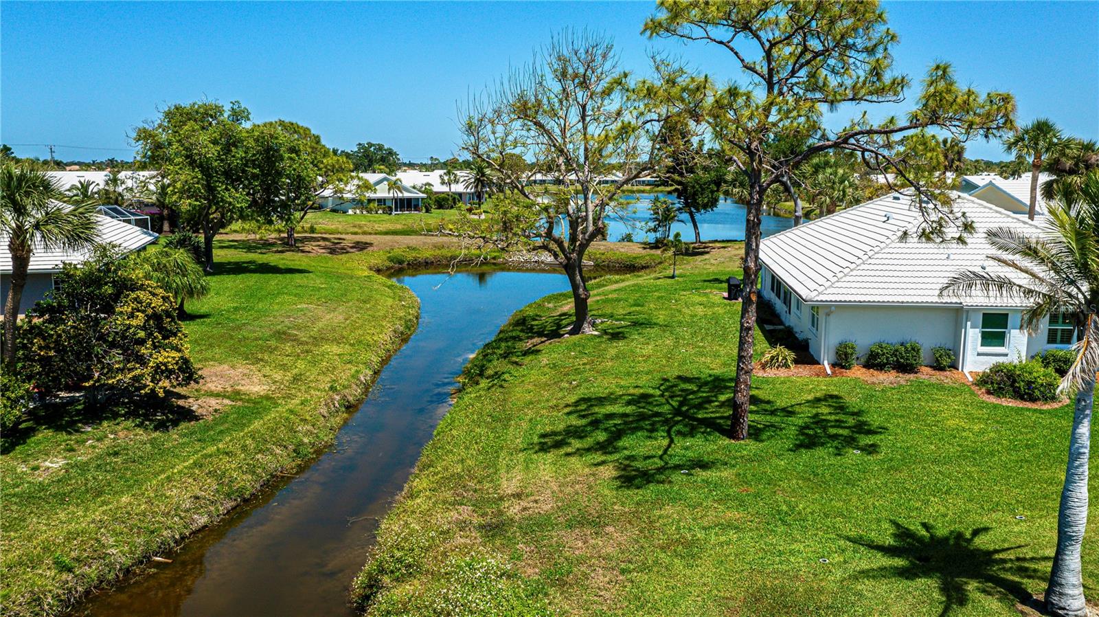 Image 52 of 77 For 611 Paget Drive