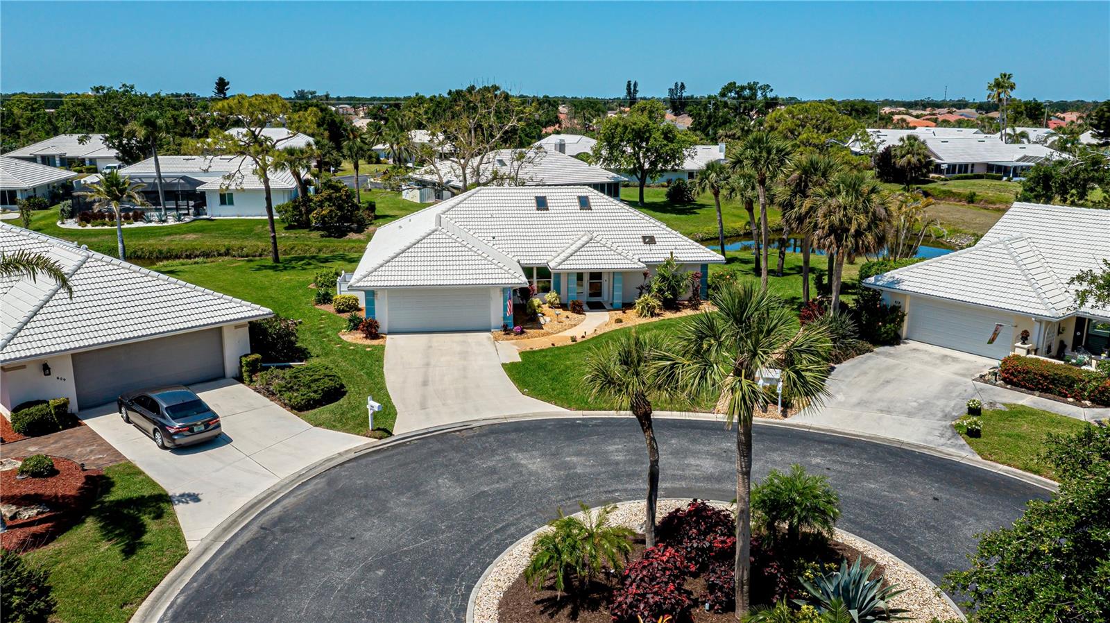 Image 55 of 77 For 611 Paget Drive