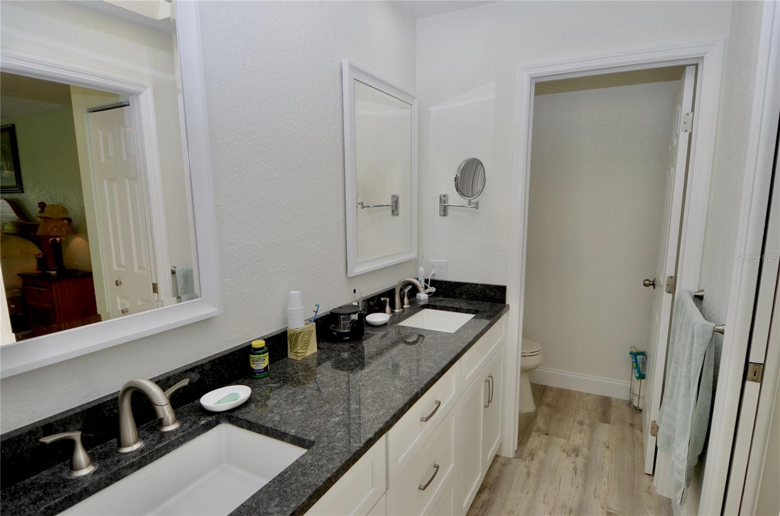 Image 7 of 77 For 611 Paget Drive