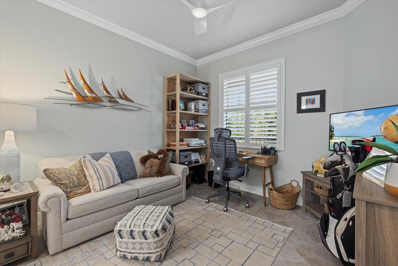 Image 26 of 47 For 830 The Esplanade N 204