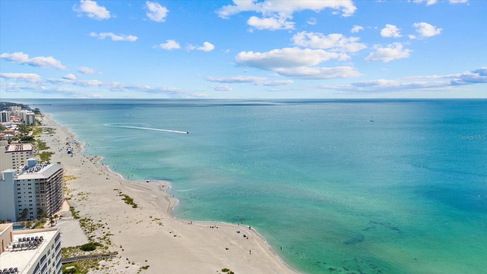 Image 39 of 47 For 830 The Esplanade N 204