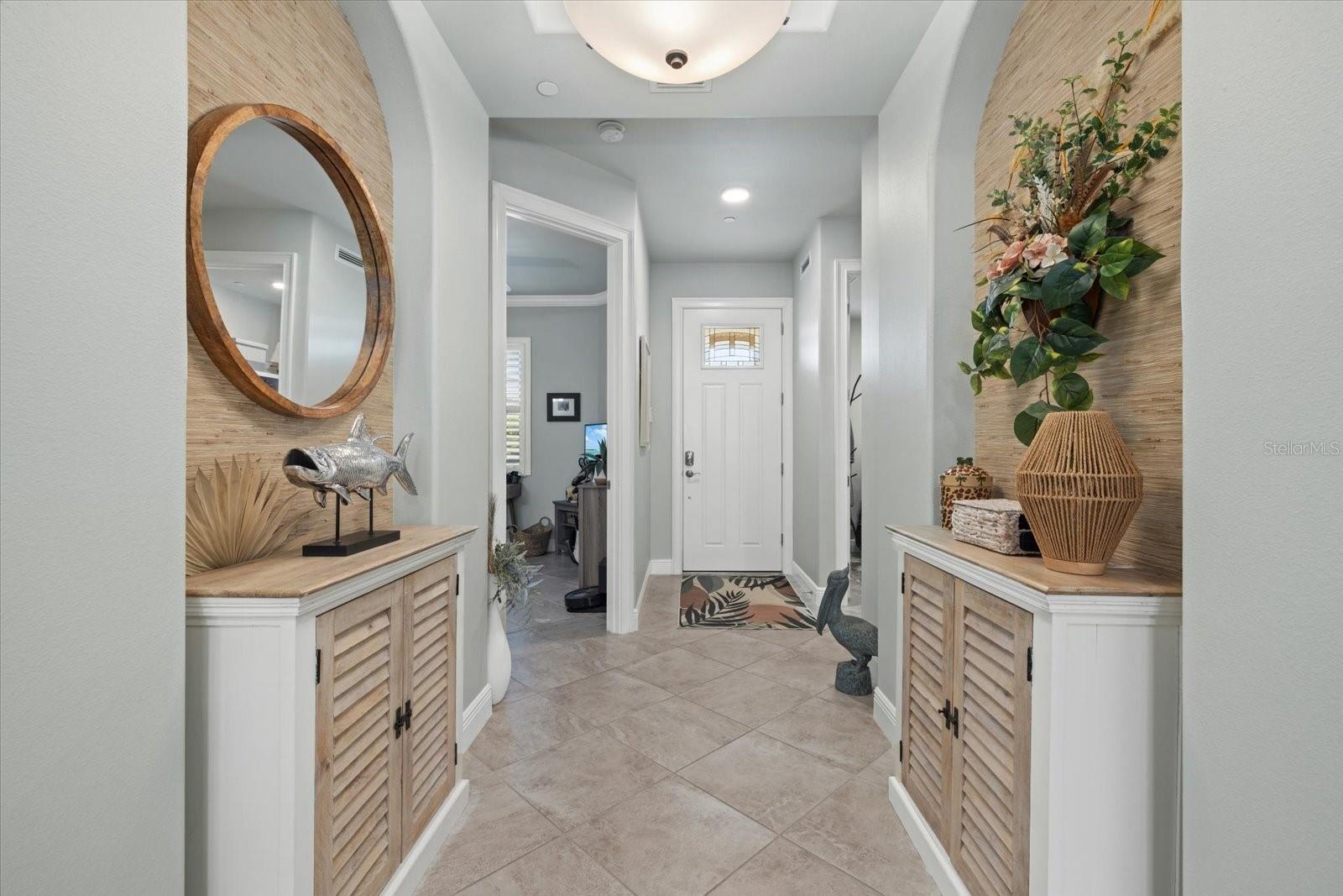 Image 5 of 47 For 830 The Esplanade N 204