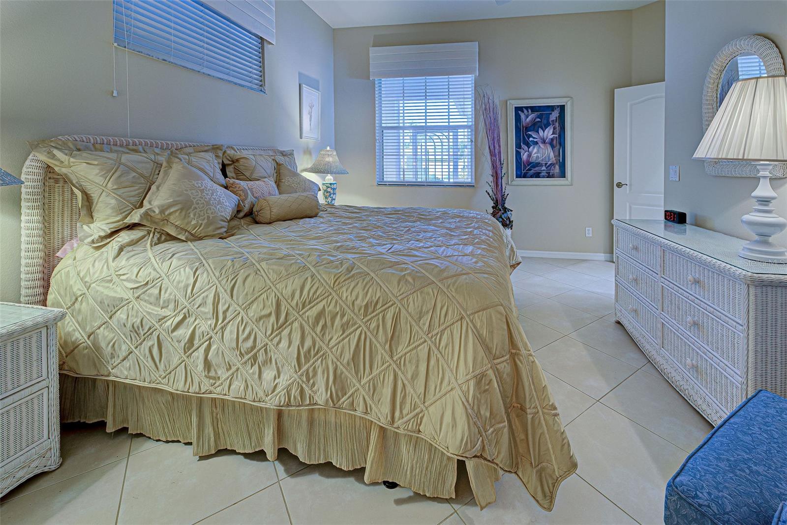 Image 27 of 59 For 1586 Monarch Drive 1586