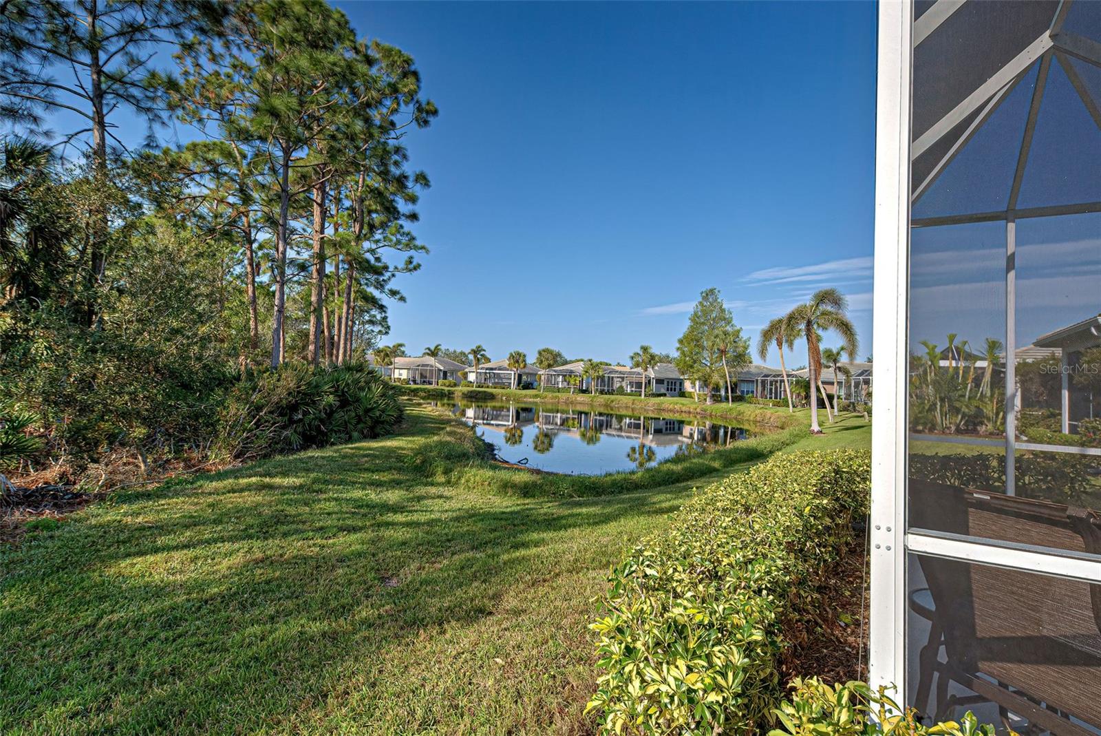 Image 36 of 59 For 1586 Monarch Drive 1586