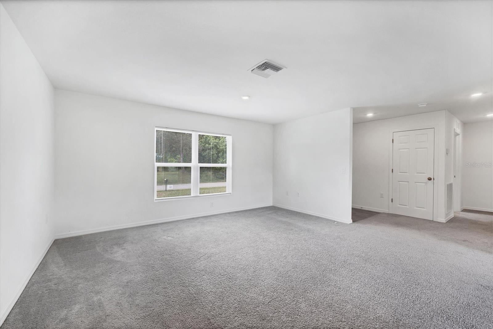 Image 10 of 43 For 8444 Octavius Avenue