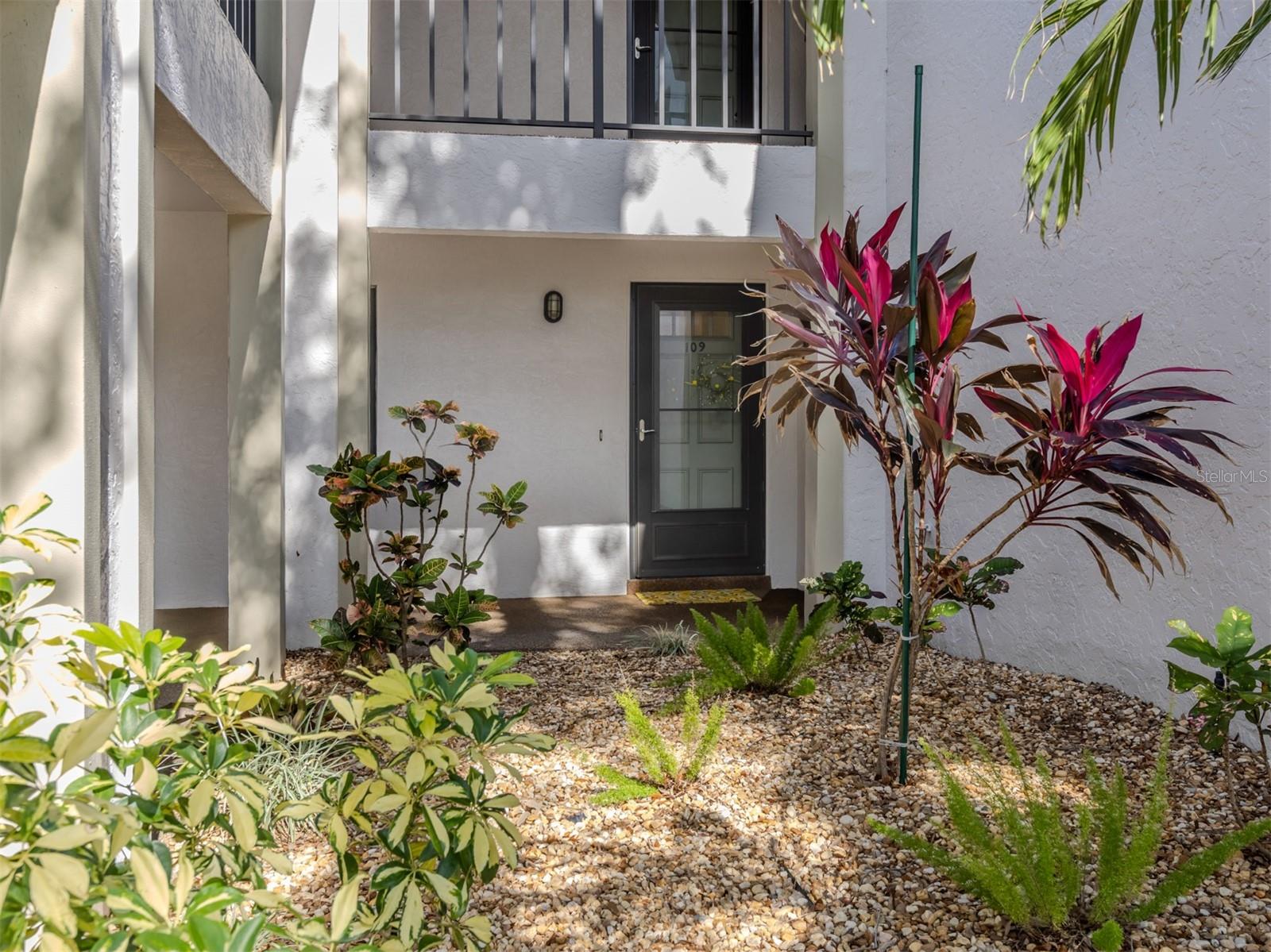 Image 2 of 48 For 806 Capri Isles Boulevard 109