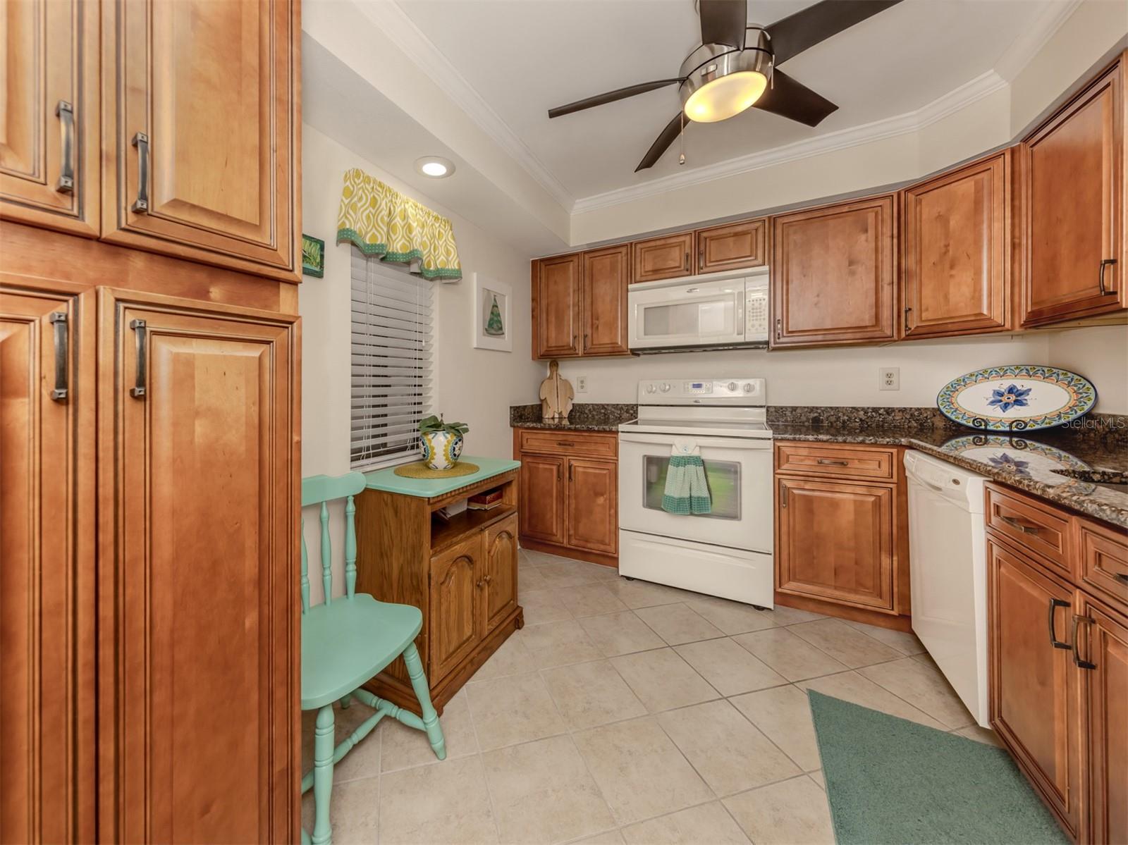 Image 9 of 48 For 806 Capri Isles Boulevard 109
