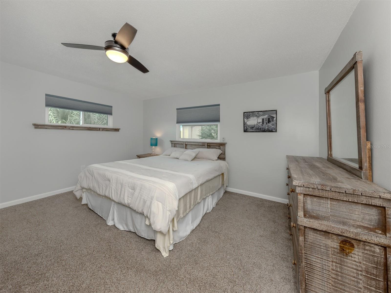 Image 13 of 29 For 537 Manatee Court 203