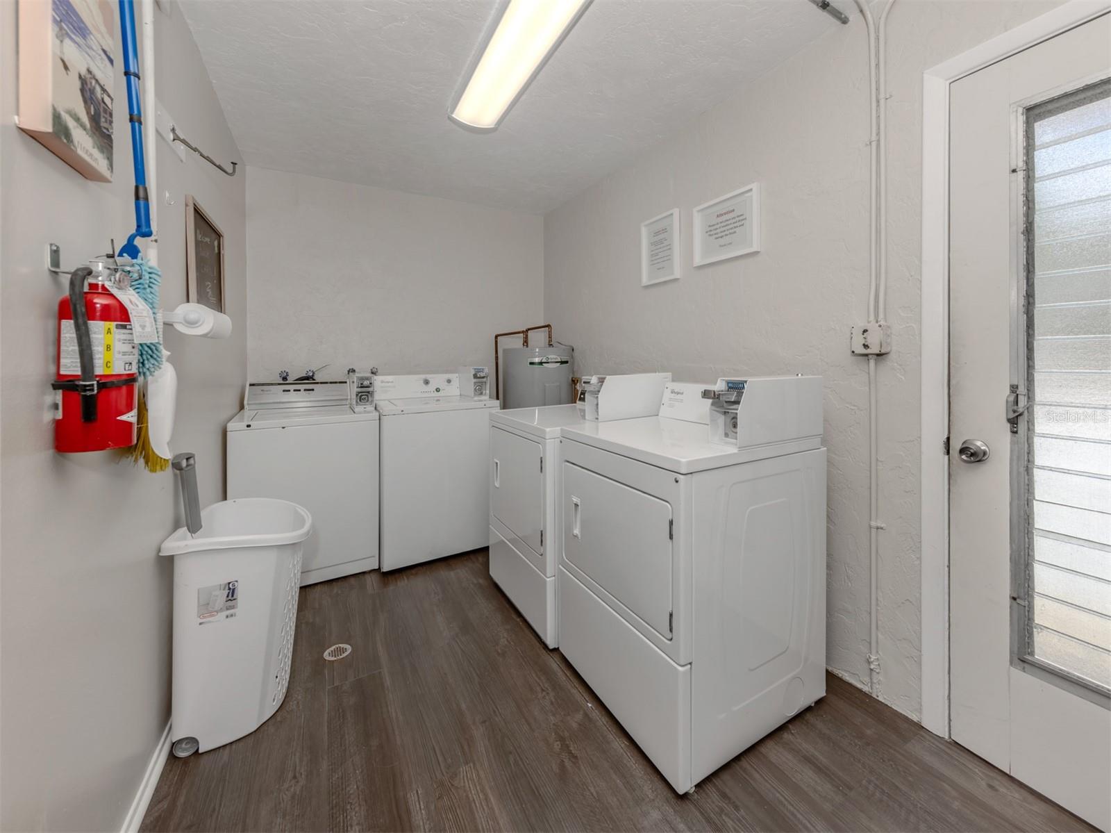 Image 17 of 29 For 537 Manatee Court 203