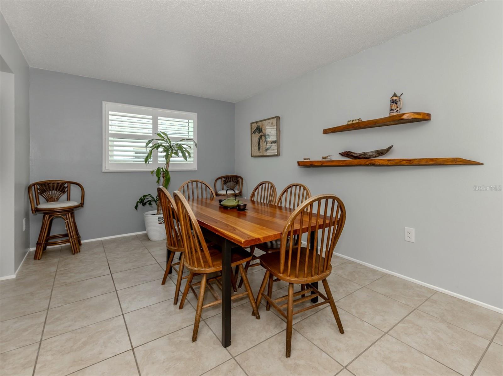 Image 6 of 29 For 537 Manatee Court 203
