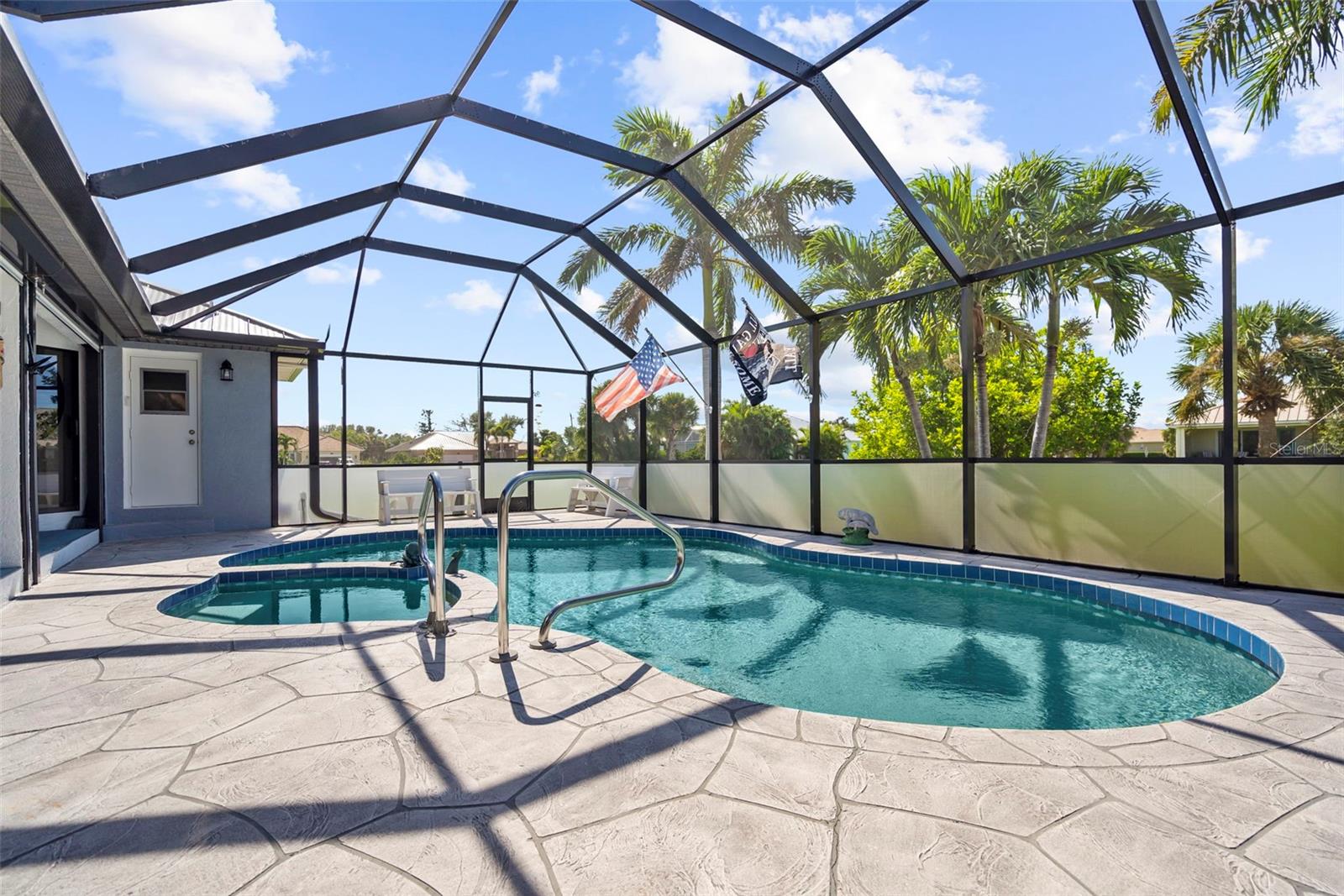 Image 23 of 30 For 6 Amberjack Terrace