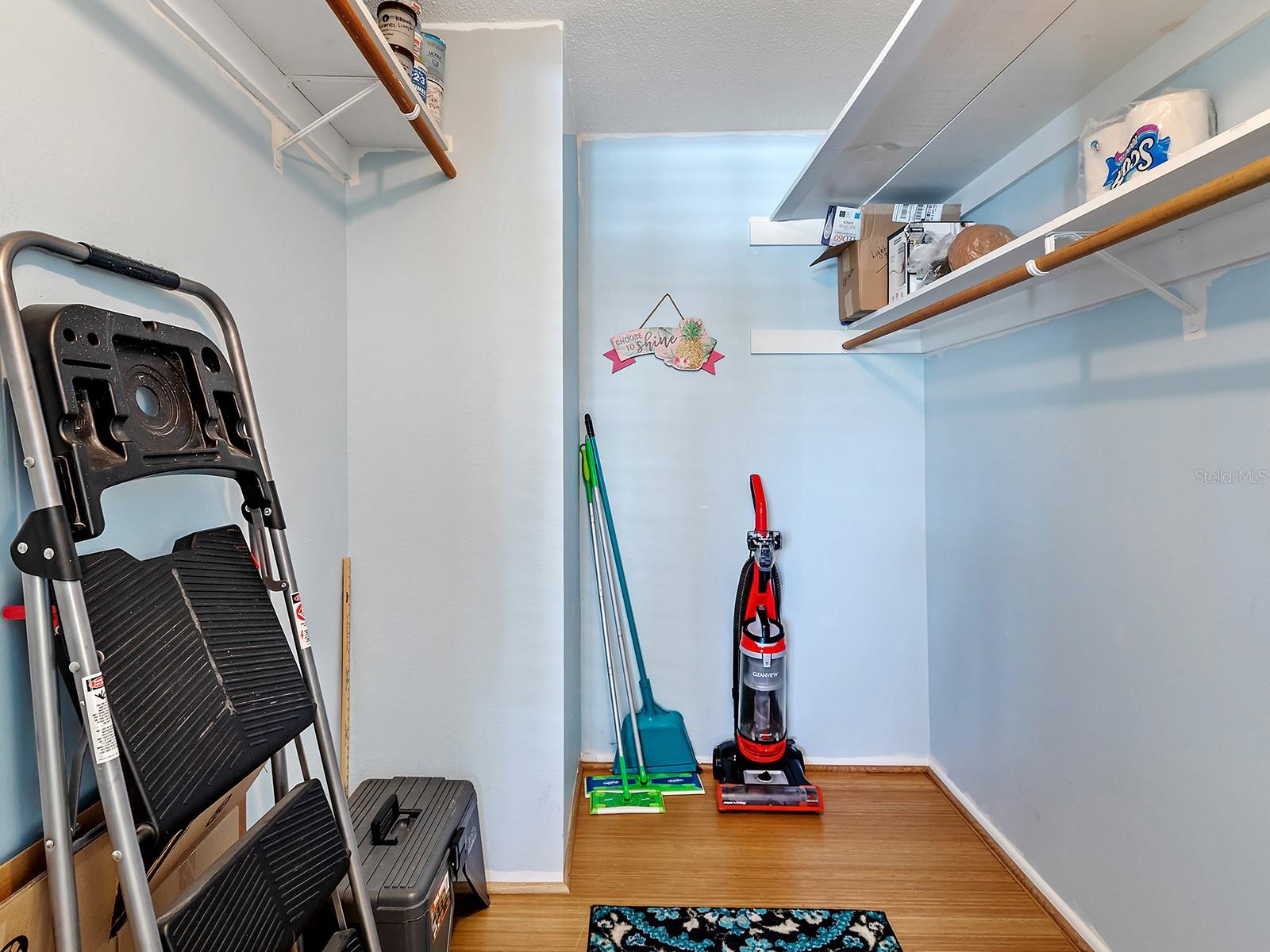 Image 26 of 60 For 230 Santa Maria Street 234