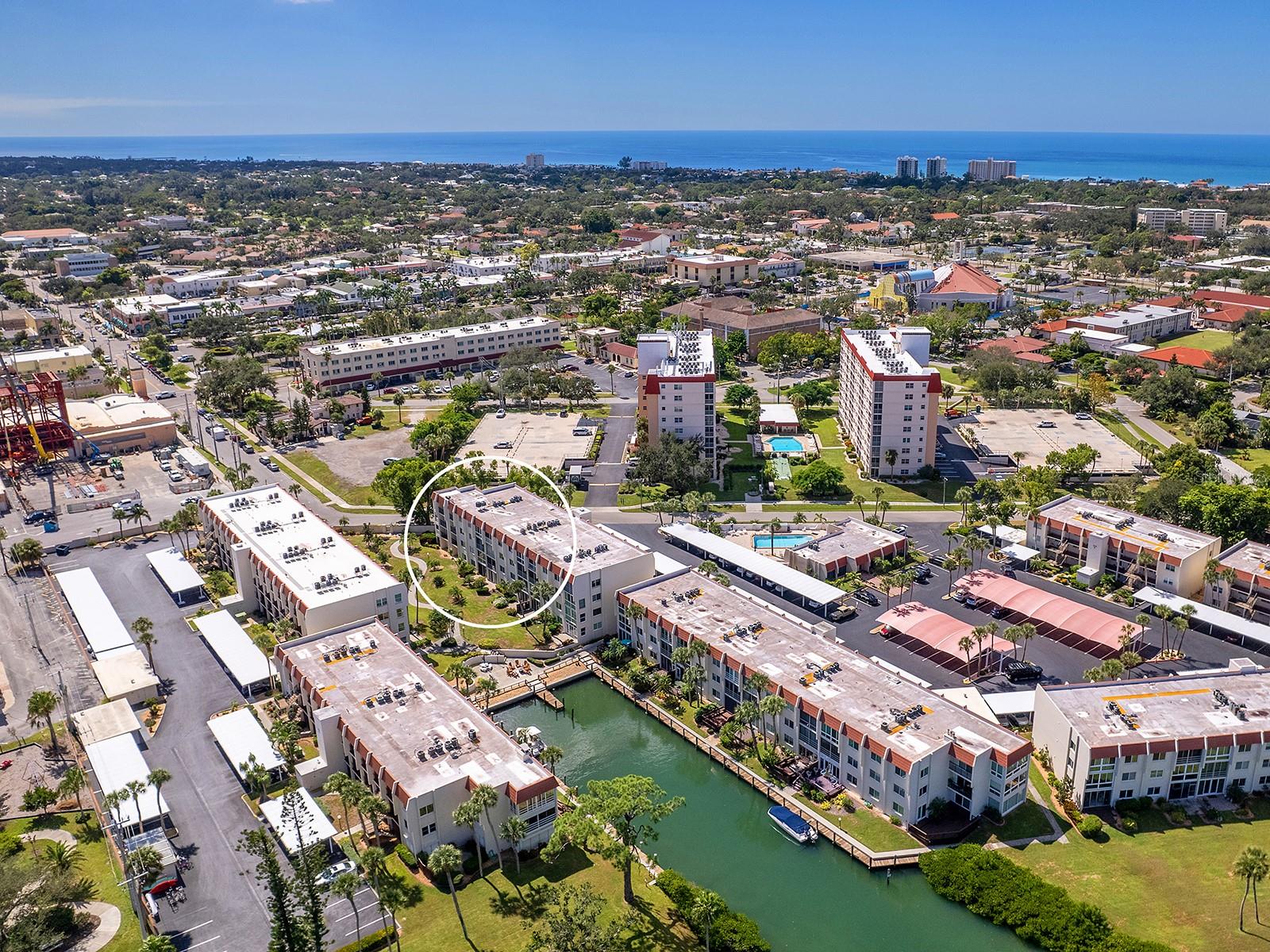 Image 39 of 60 For 230 Santa Maria Street 234