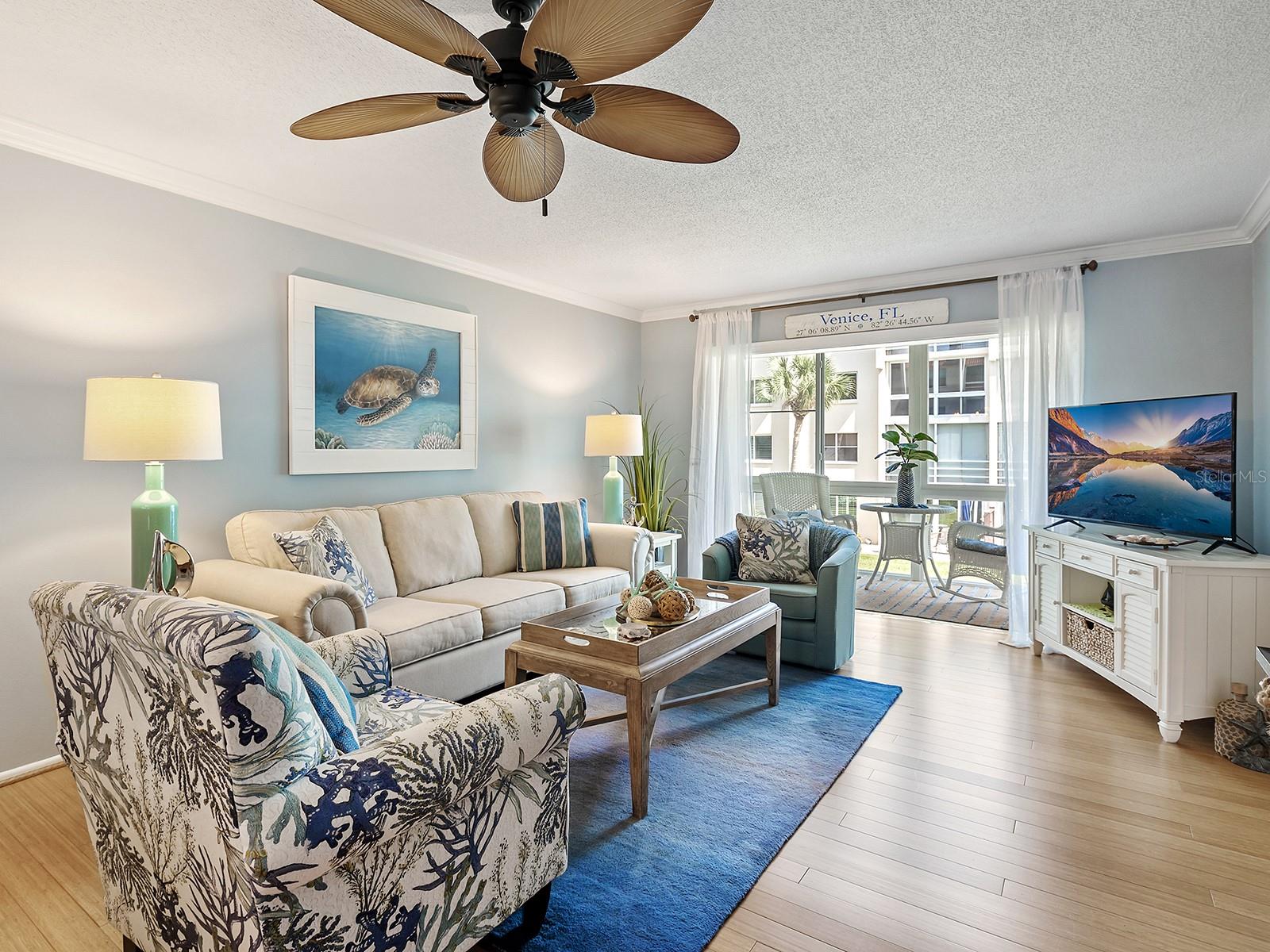 Image 4 of 60 For 230 Santa Maria Street 234