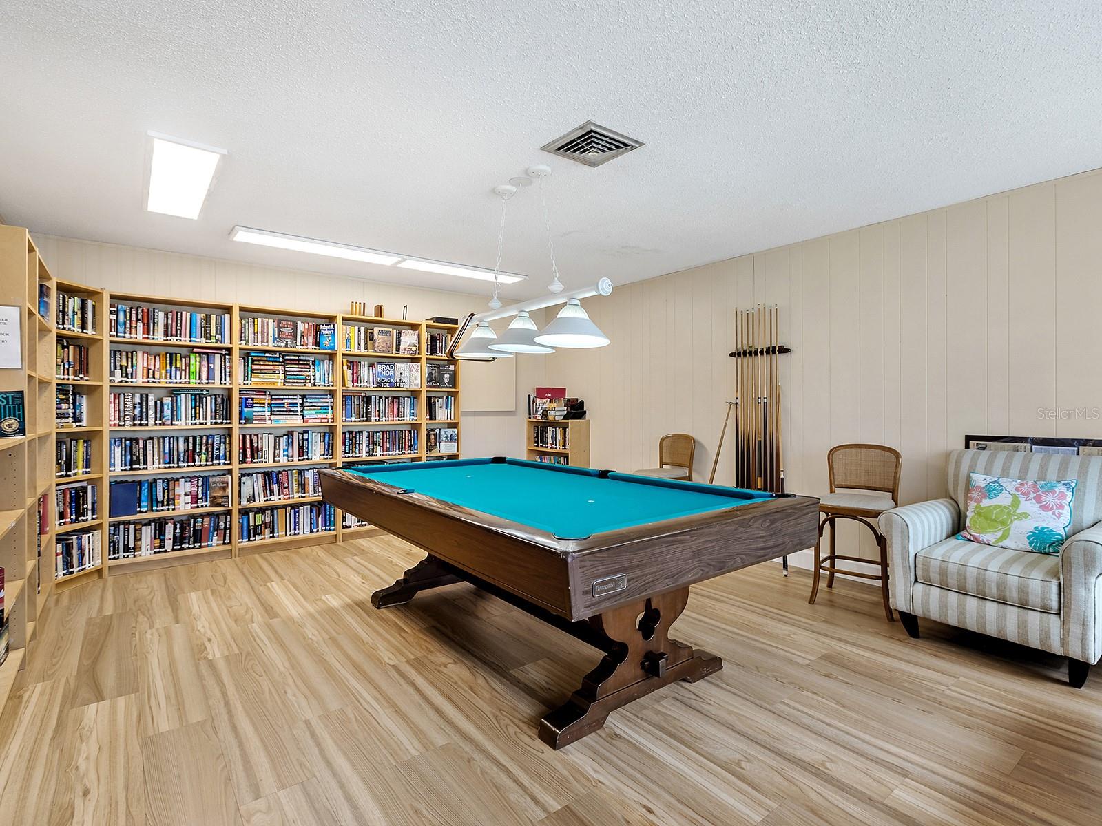 Image 49 of 60 For 230 Santa Maria Street 234