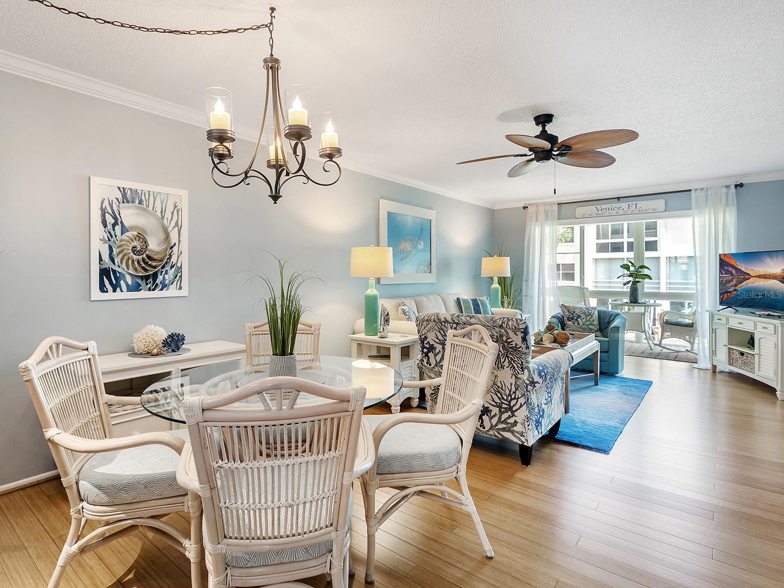 Image 8 of 60 For 230 Santa Maria Street 234