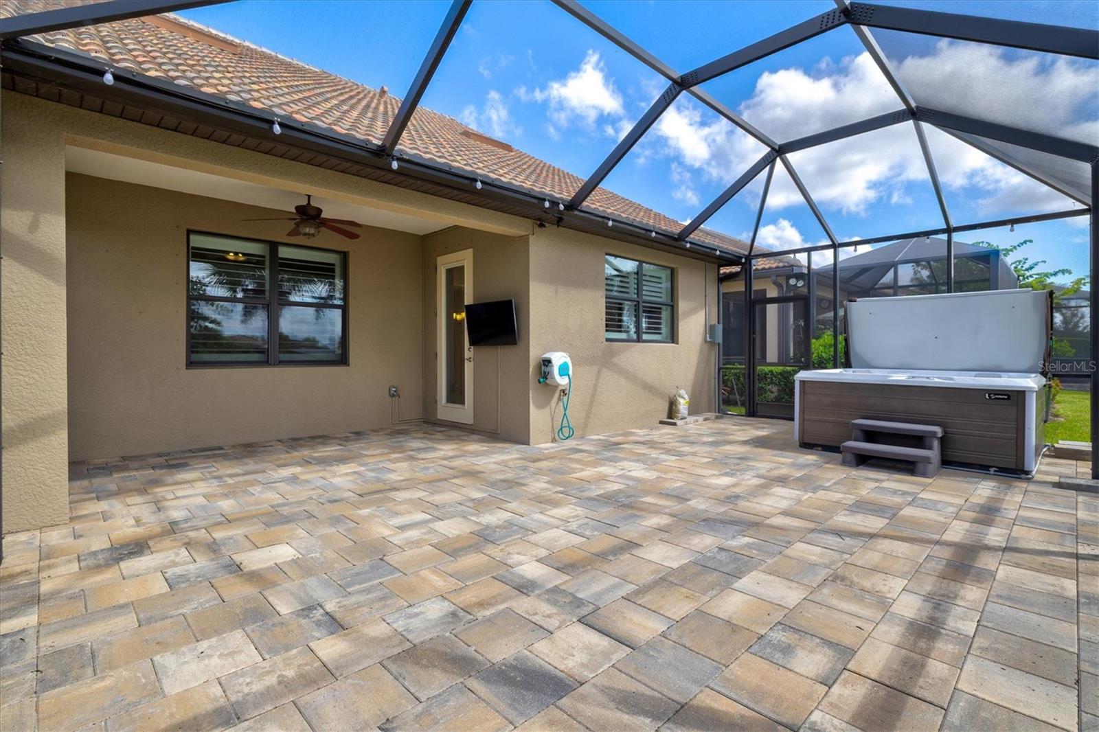Image 40 of 86 For 13815 Botteri Street
