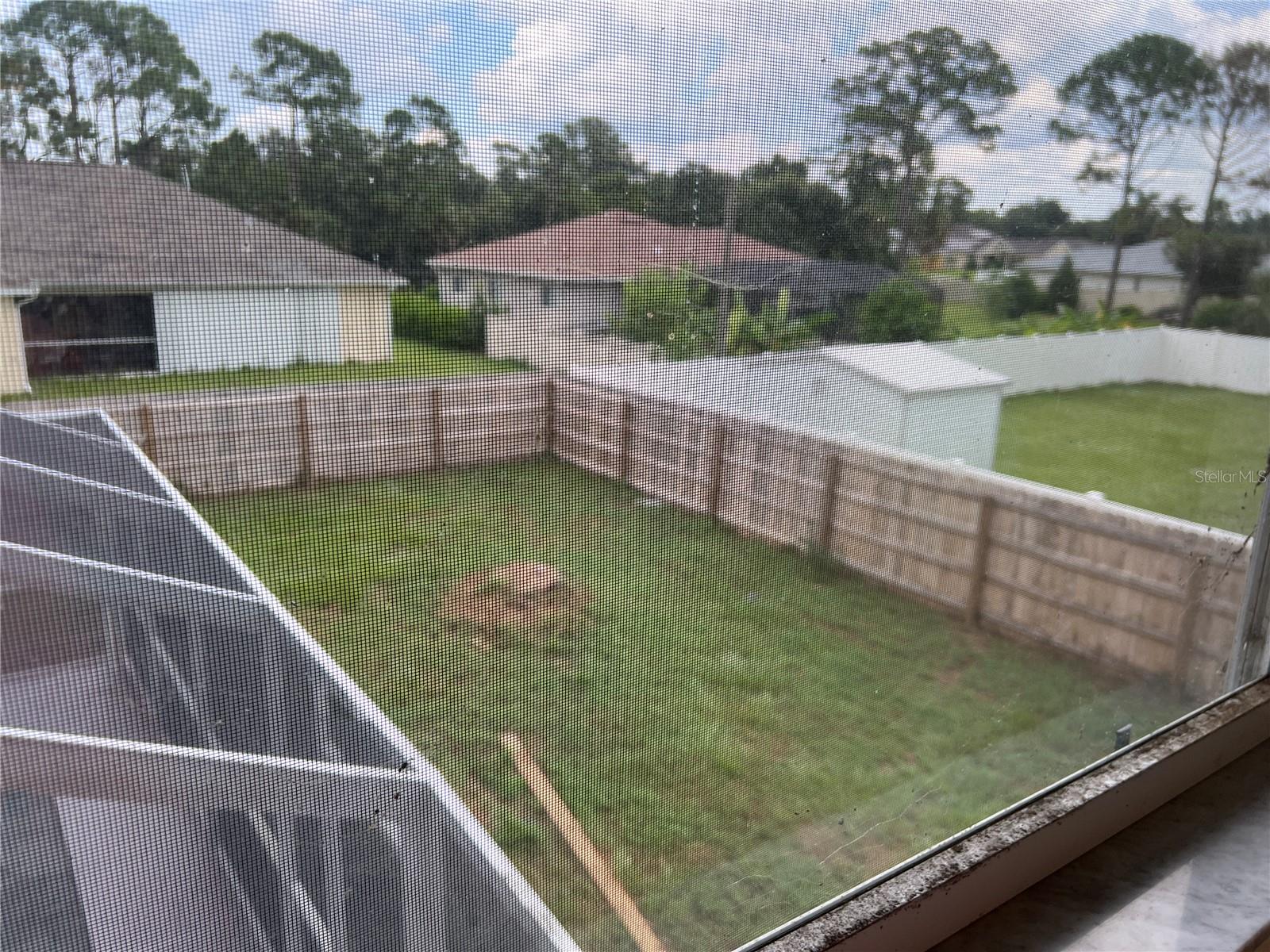 Listing photo id 3 for 3774 Lorton Avenue