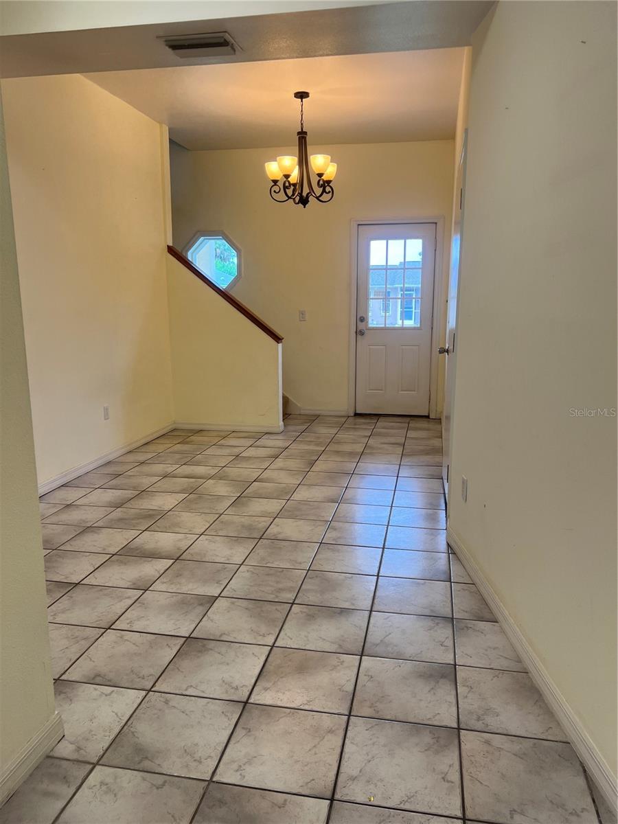 Listing photo id 6 for 3774 Lorton Avenue