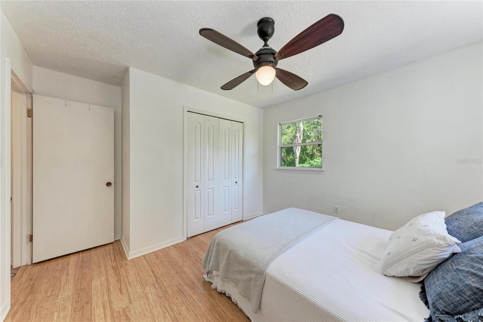 Image 21 of 91 For 2998 Michigan Street