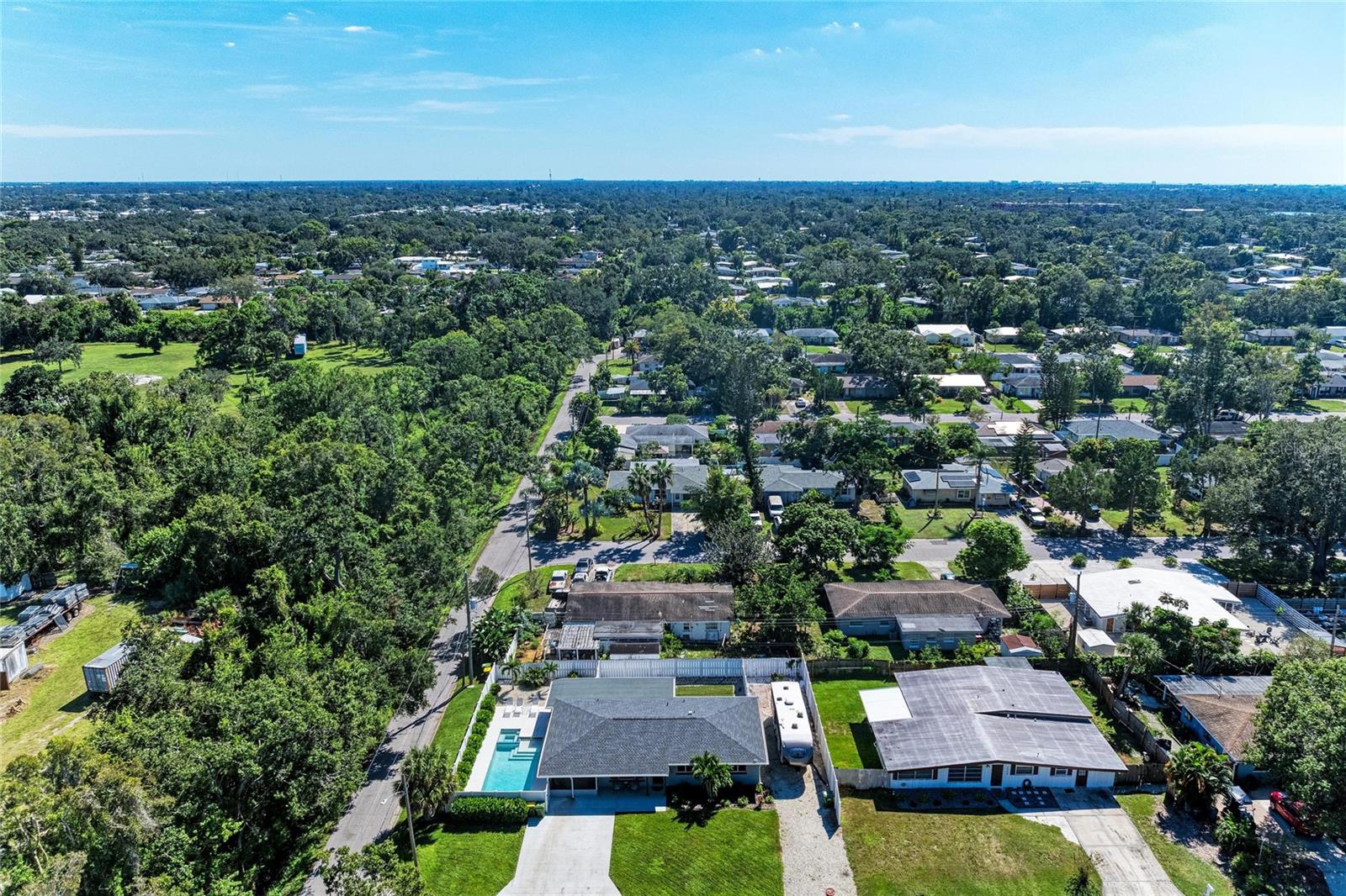 Image 39 of 91 For 2998 Michigan Street