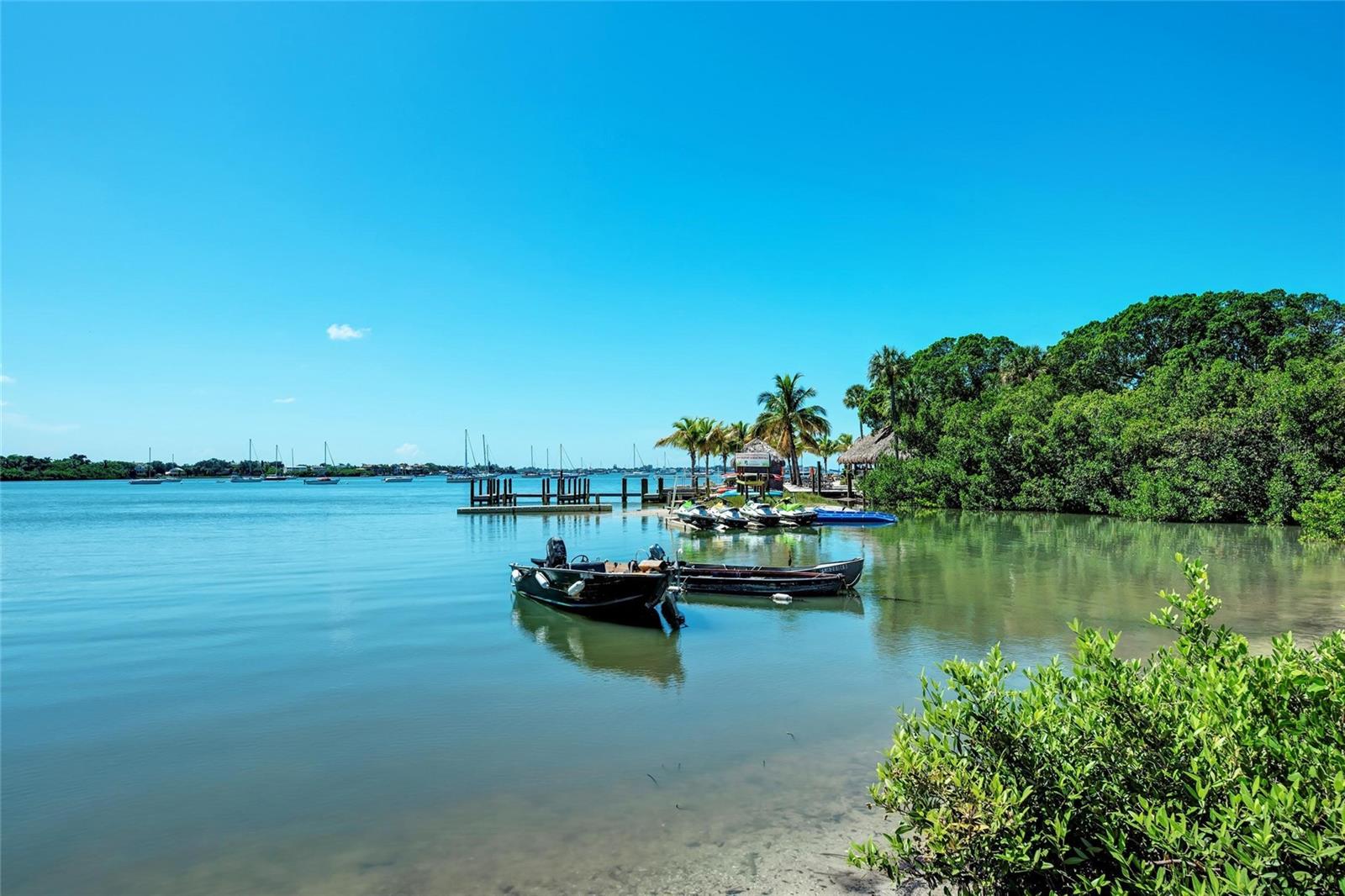 Image 49 of 91 For 2998 Michigan Street