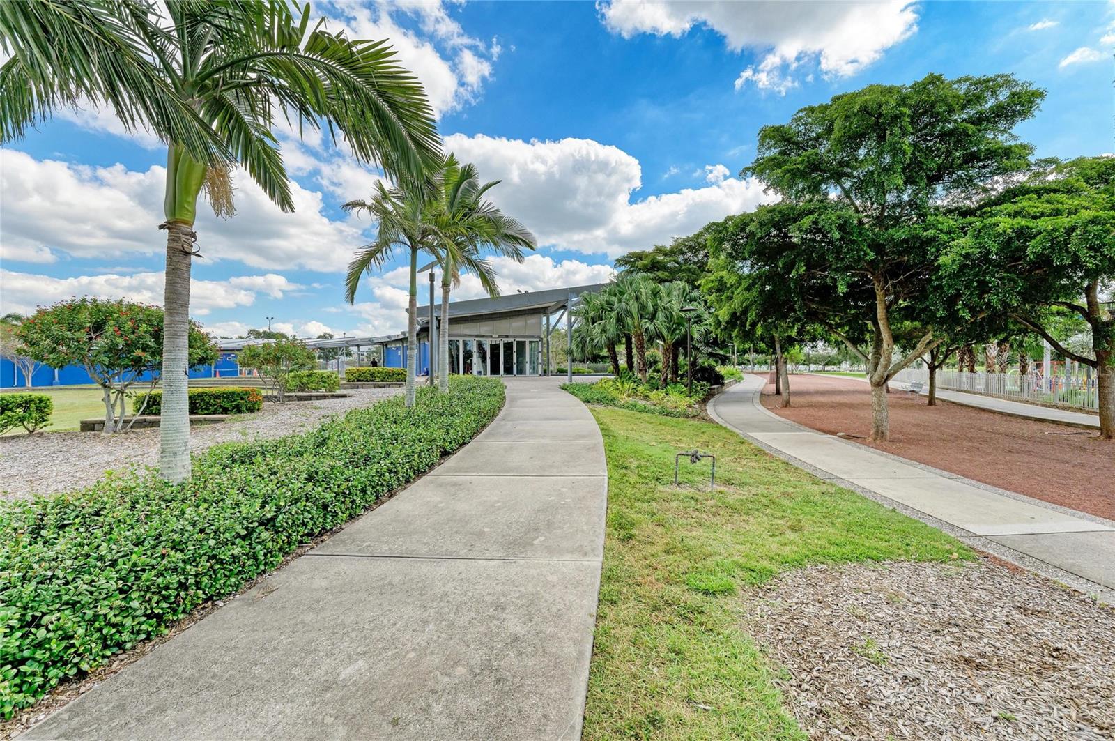 Image 90 of 91 For 2998 Michigan Street