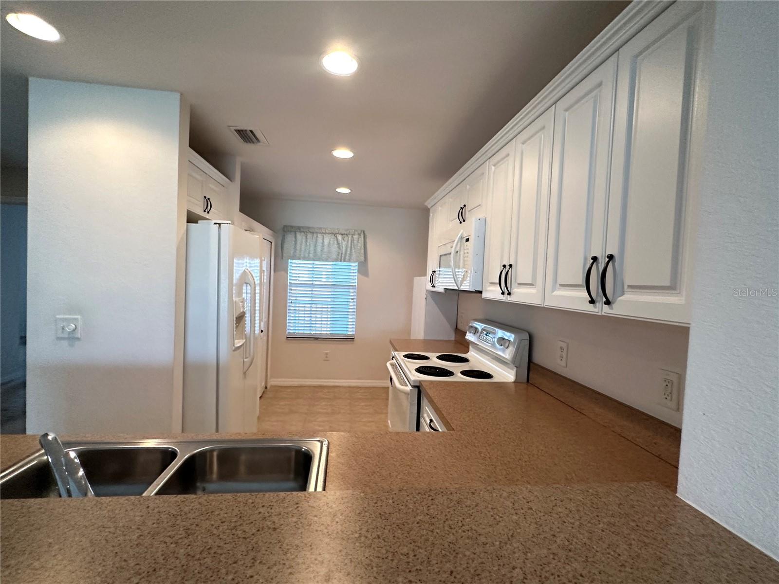 Image 25 of 30 For 5760 Sabal Trace Drive 202