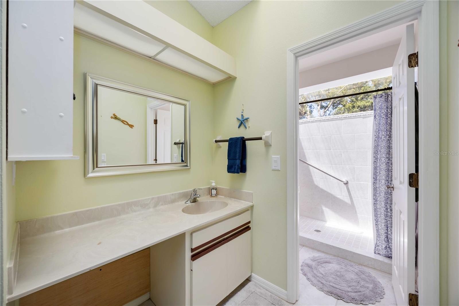 Image 24 of 50 For 269 Southampton Drive 303