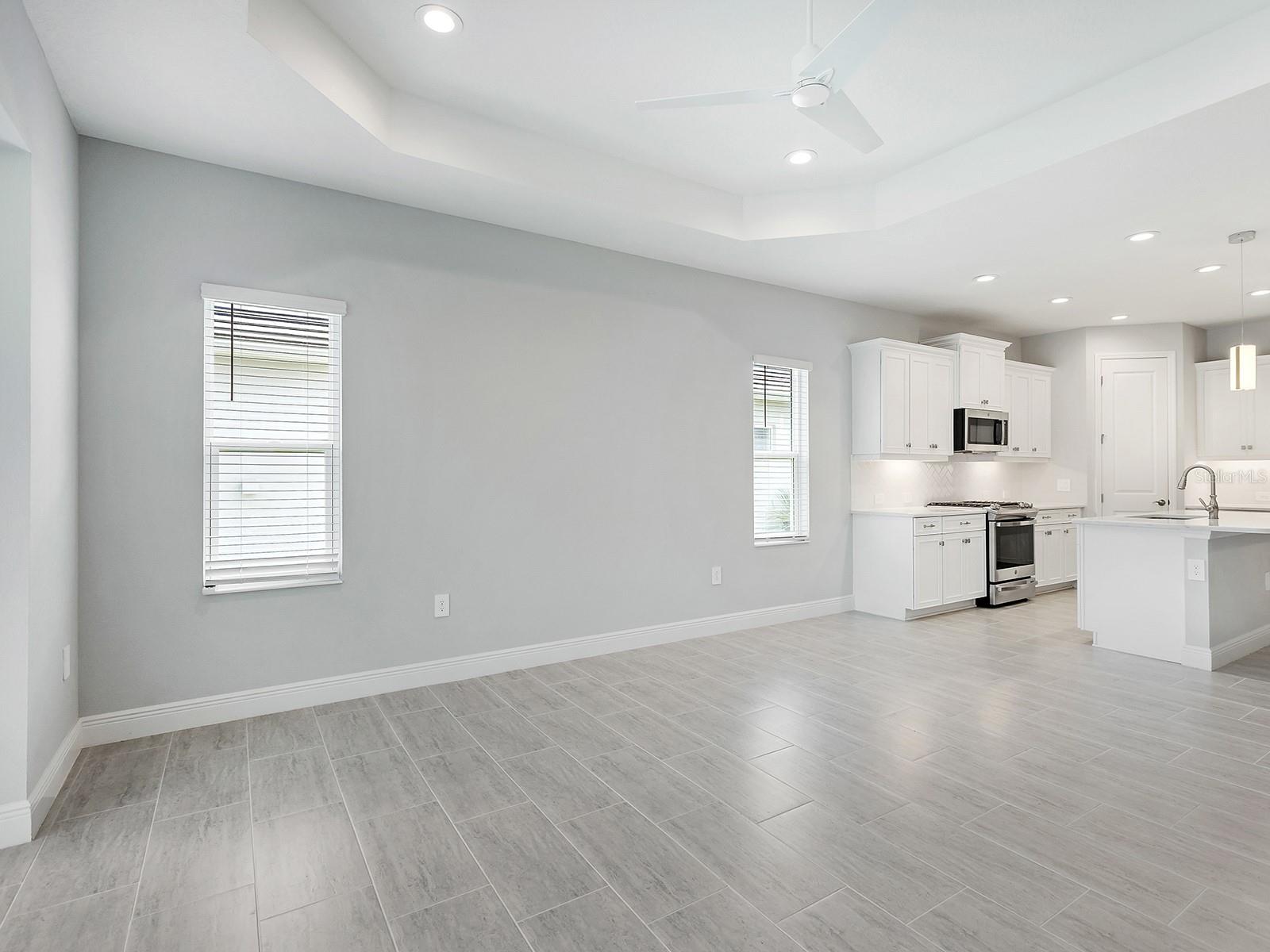 Image 24 of 50 For 12740 Brookgreen Street