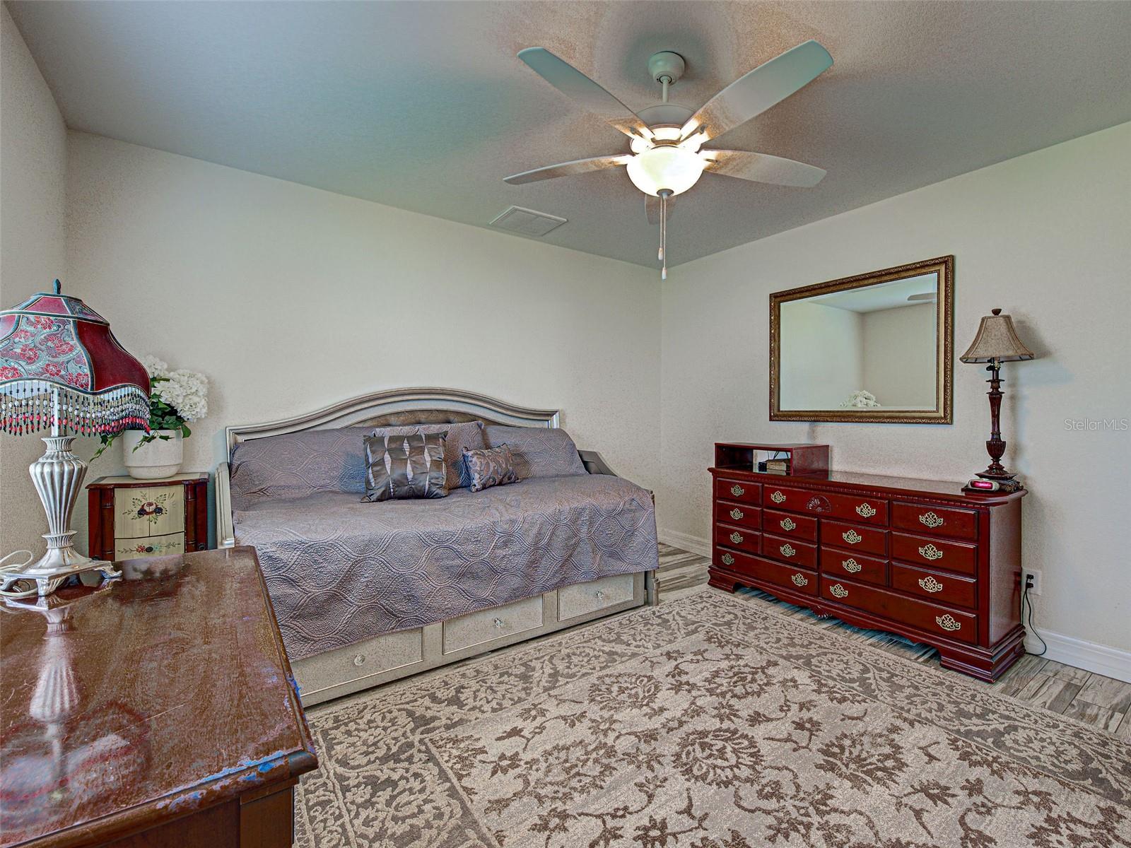 Image 39 of 52 For 27 Meadowlark Lane