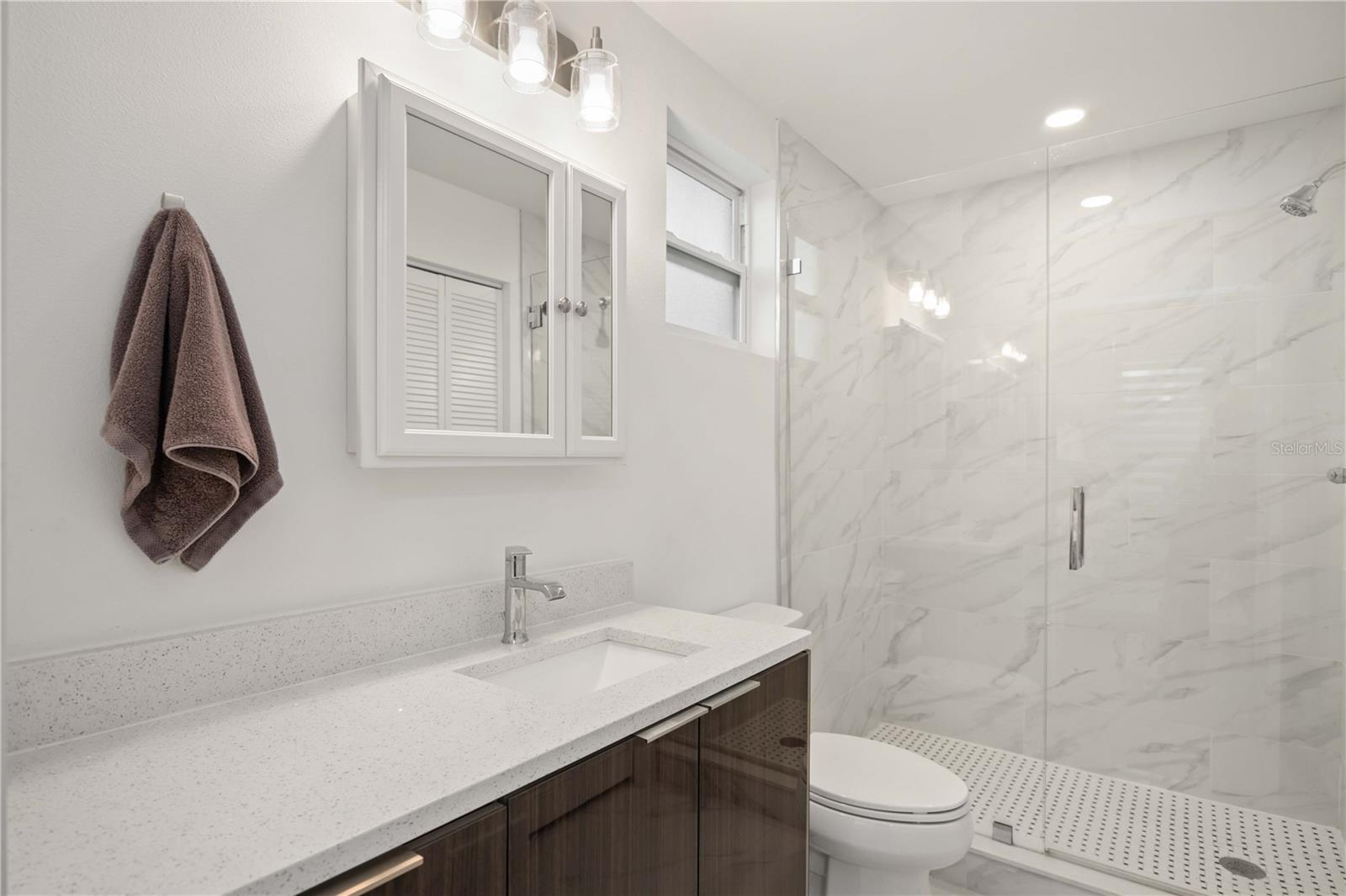 Image 27 of 51 For 200 Gardens Edge Drive 223