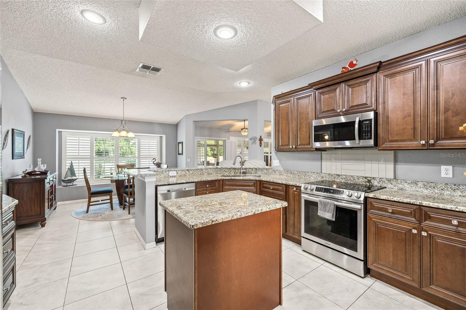 Image 17 of 47 For 2021 Del Webb Boulevard