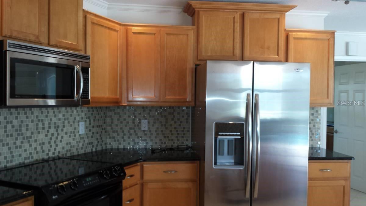 Image 6 of 9 For 423 Picasso Drive