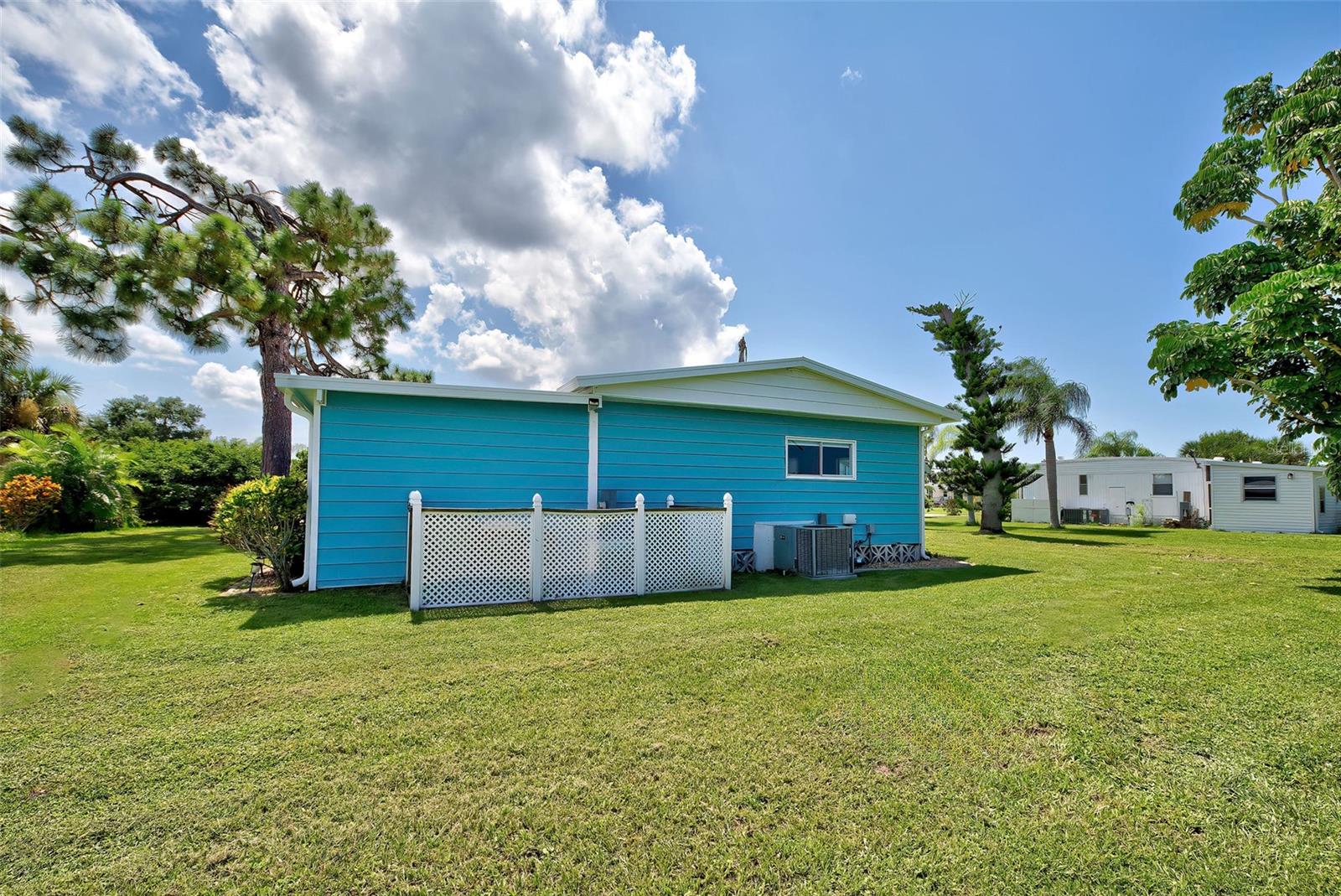 Image 14 of 60 For 3364 Goldfinch Lane
