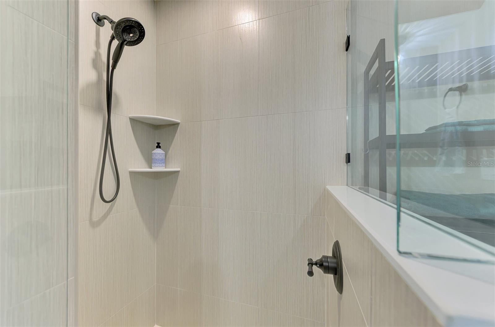 Image 29 of 68 For 501 Sloop Way