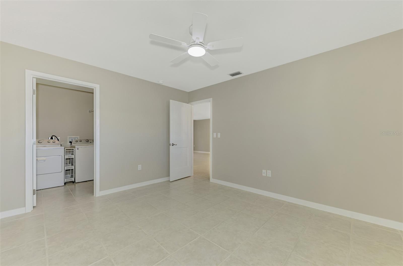 Image 32 of 68 For 501 Sloop Way