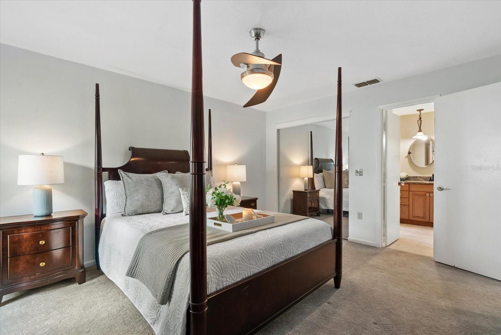 Image 19 of 43 For 52 Inlets Boulevard 52