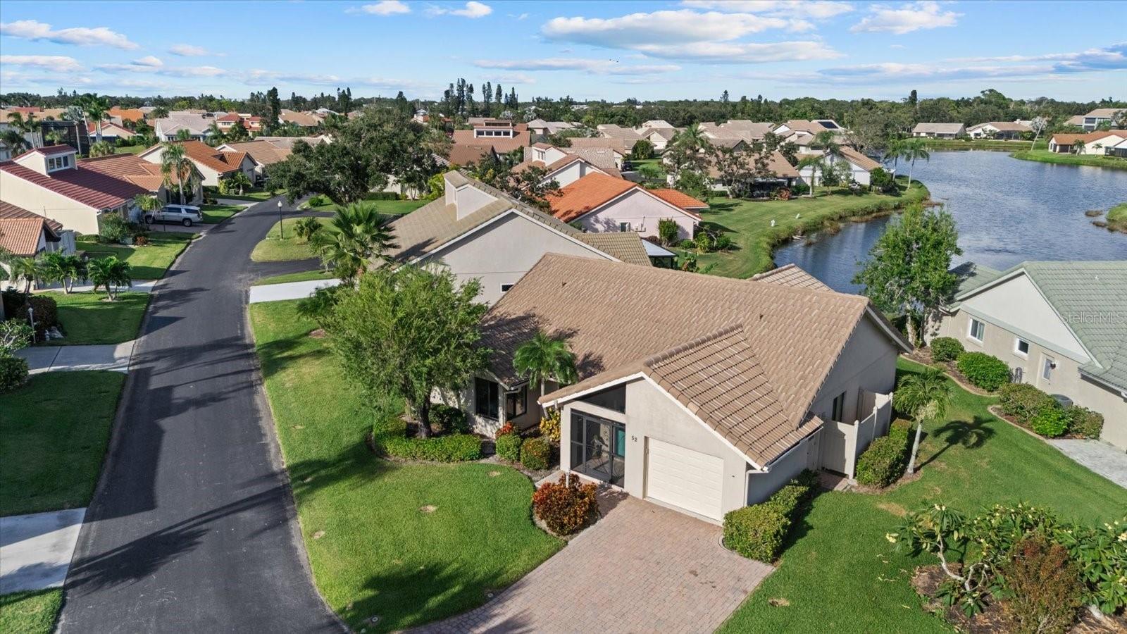 Image 2 of 43 For 52 Inlets Boulevard 52