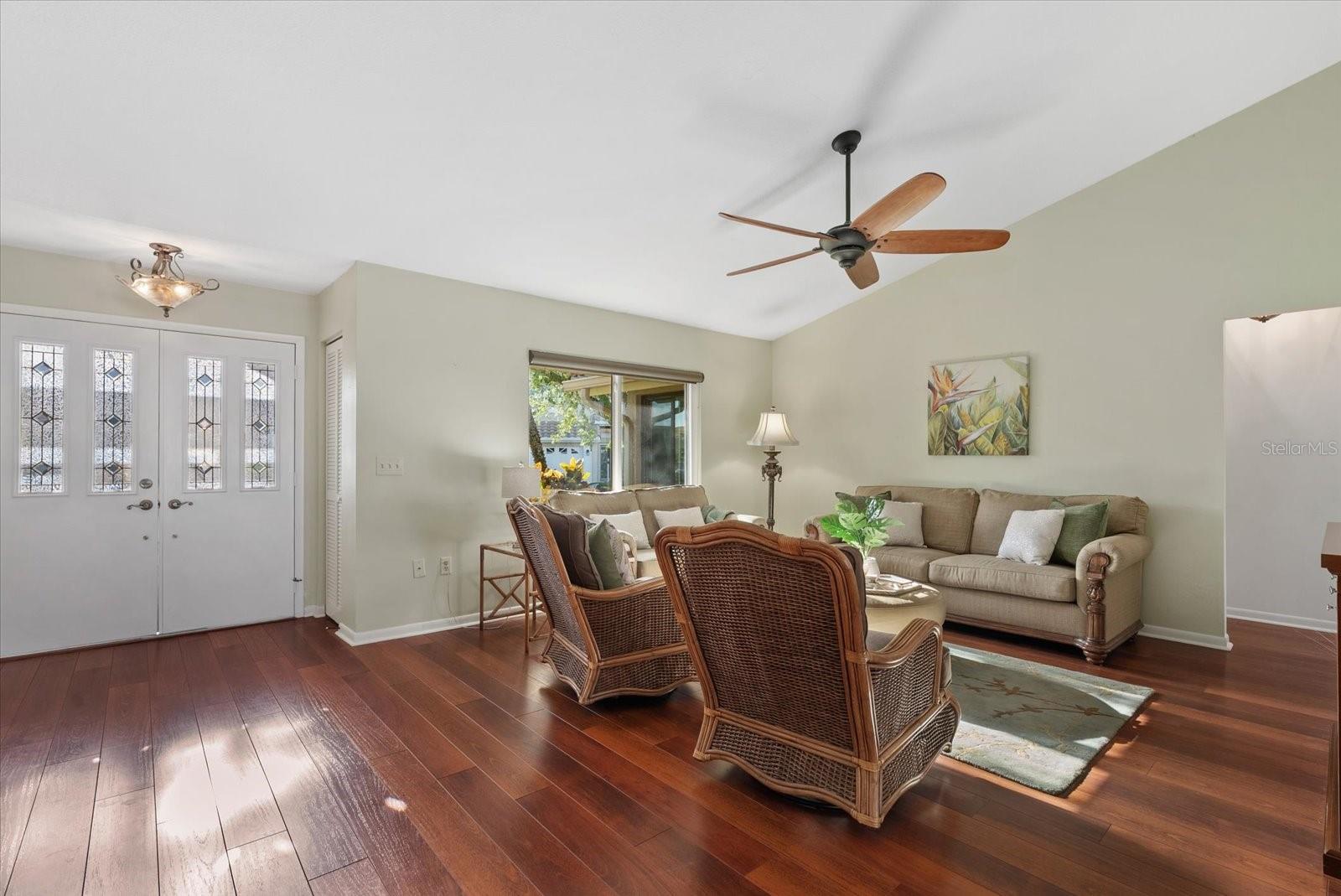 Image 6 of 43 For 52 Inlets Boulevard 52