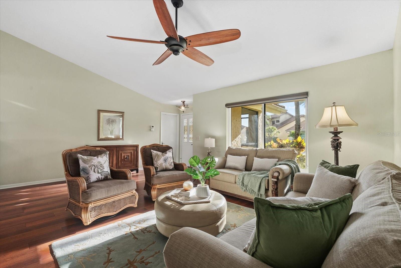 Image 7 of 43 For 52 Inlets Boulevard 52