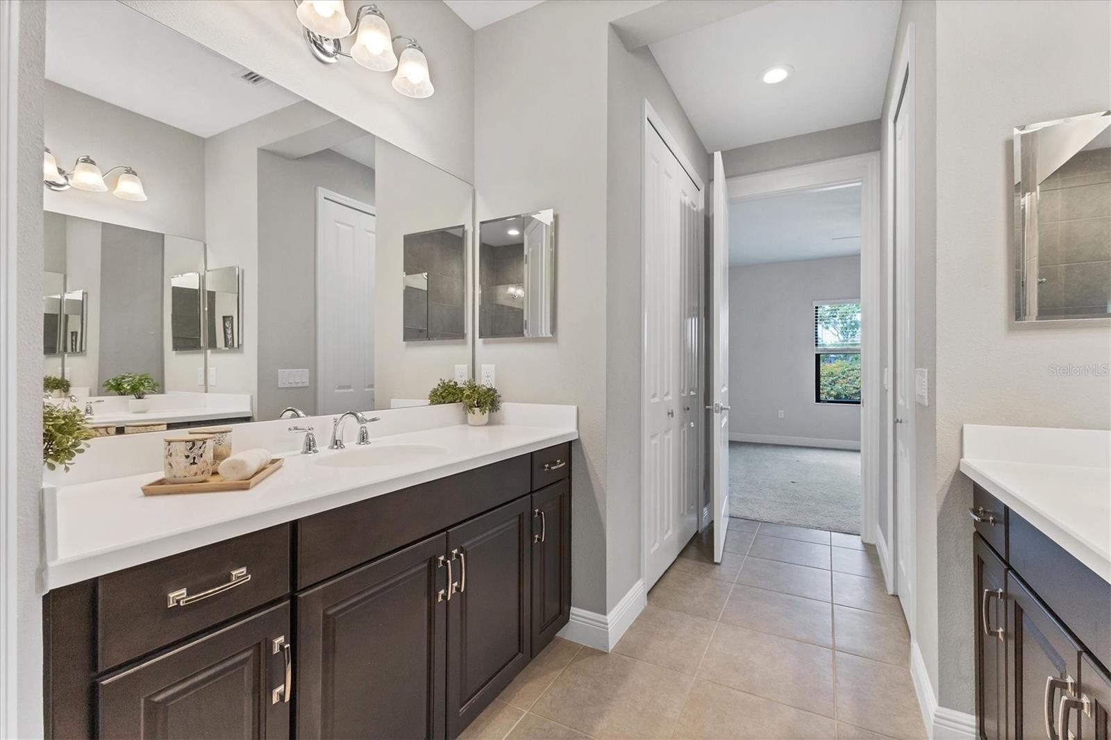 Image 21 of 55 For 21649 Avon Park Court