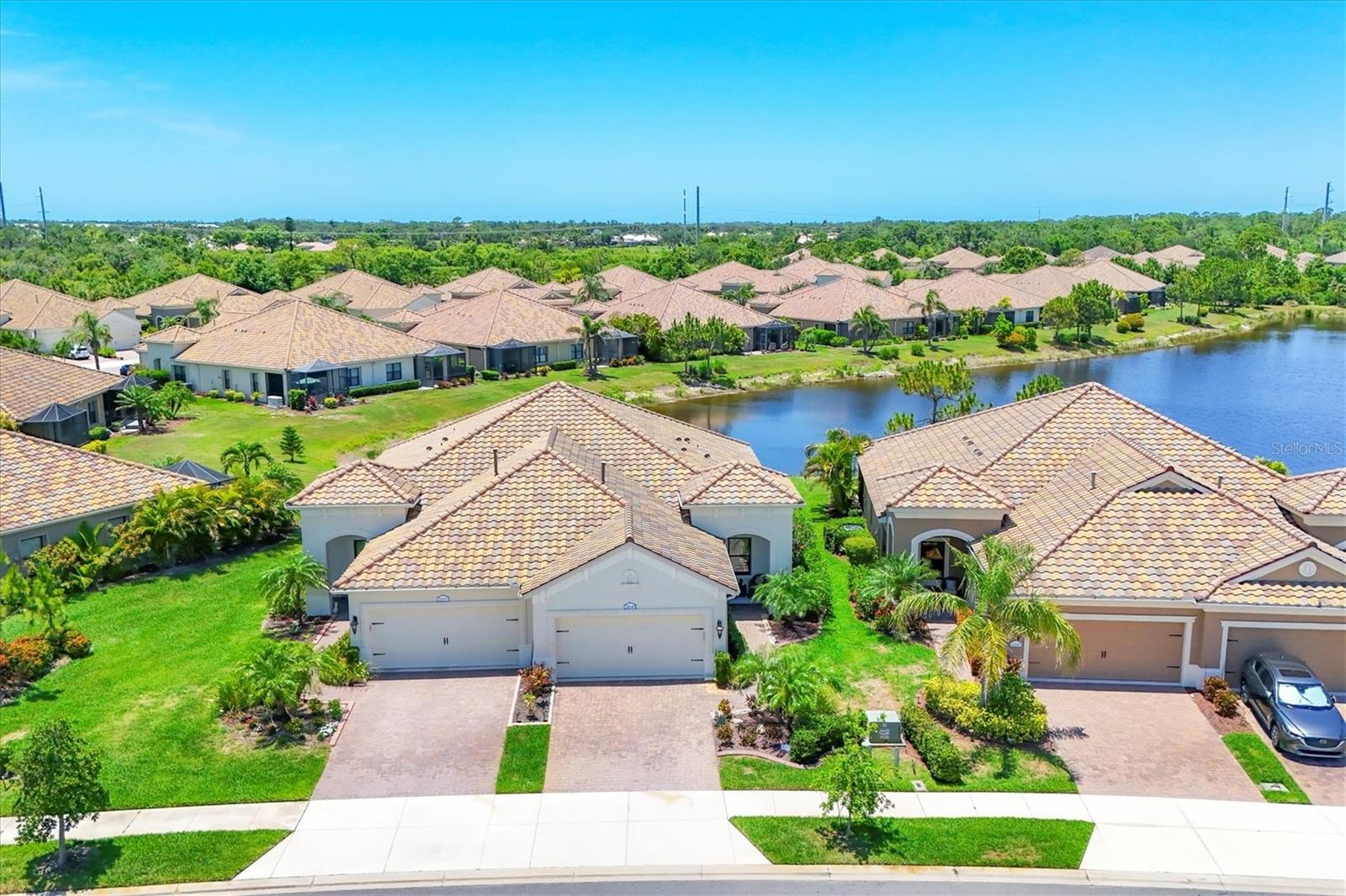 Image 3 of 55 For 21649 Avon Park Court