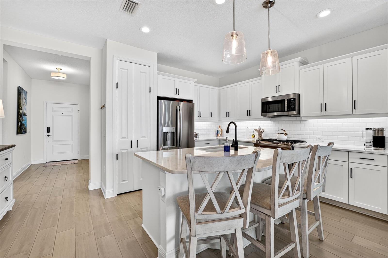 Image 10 of 36 For 18026 Topiary Park Place