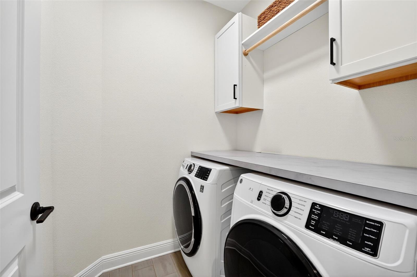 Image 23 of 36 For 18026 Topiary Park Place