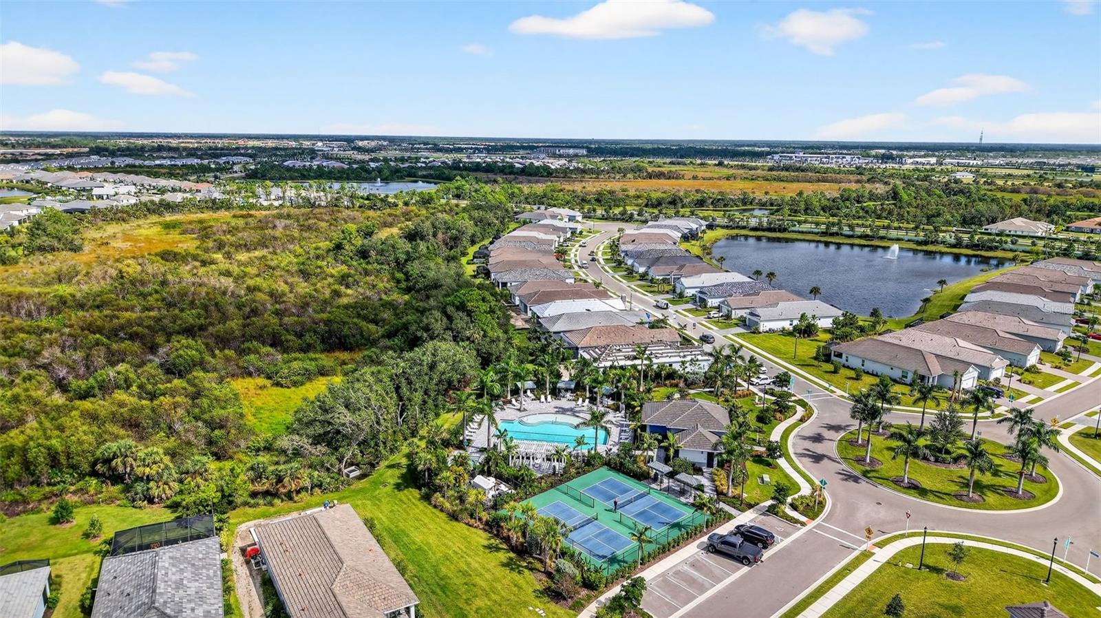 Image 29 of 36 For 18026 Topiary Park Place