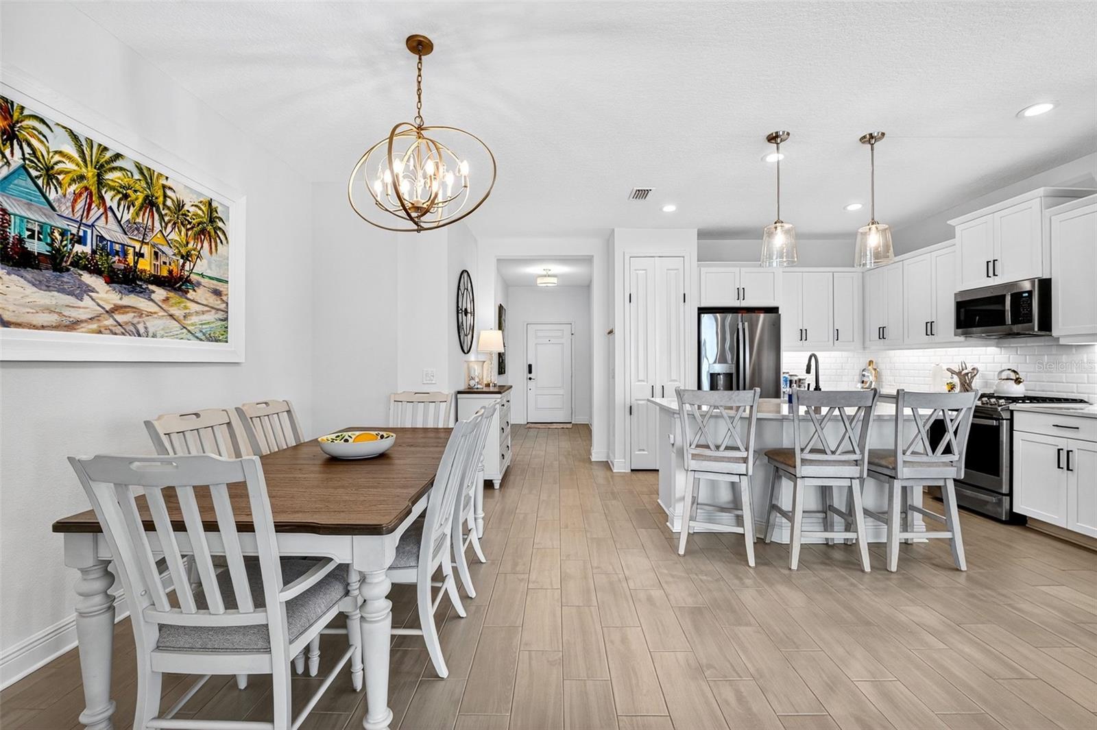 Image 9 of 36 For 18026 Topiary Park Place