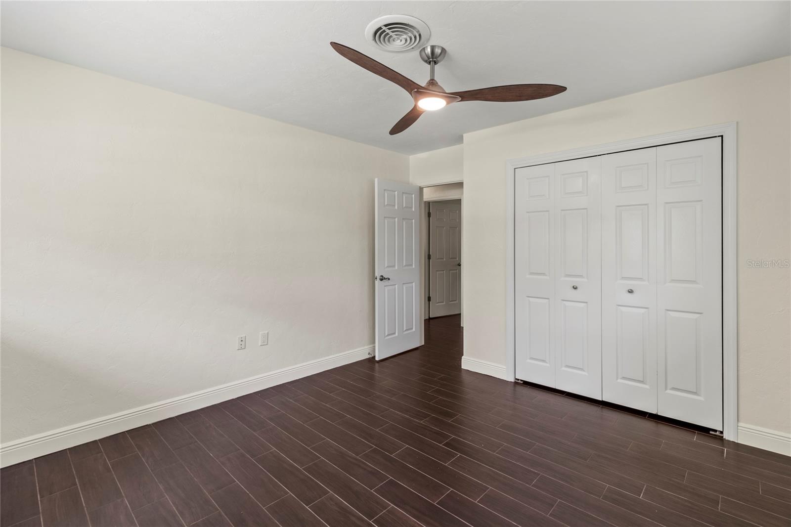 Image 17 of 20 For 1826 Ridgewood Street