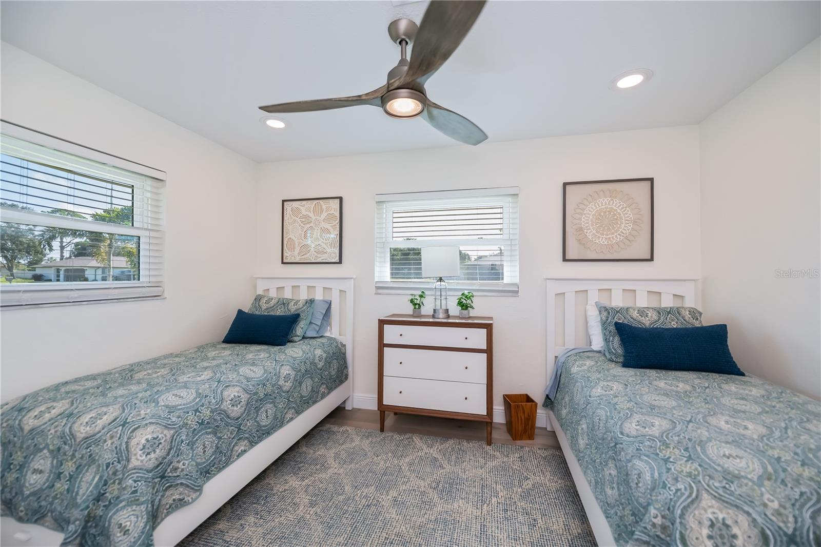 Image 50 of 75 For 370 Crane Road