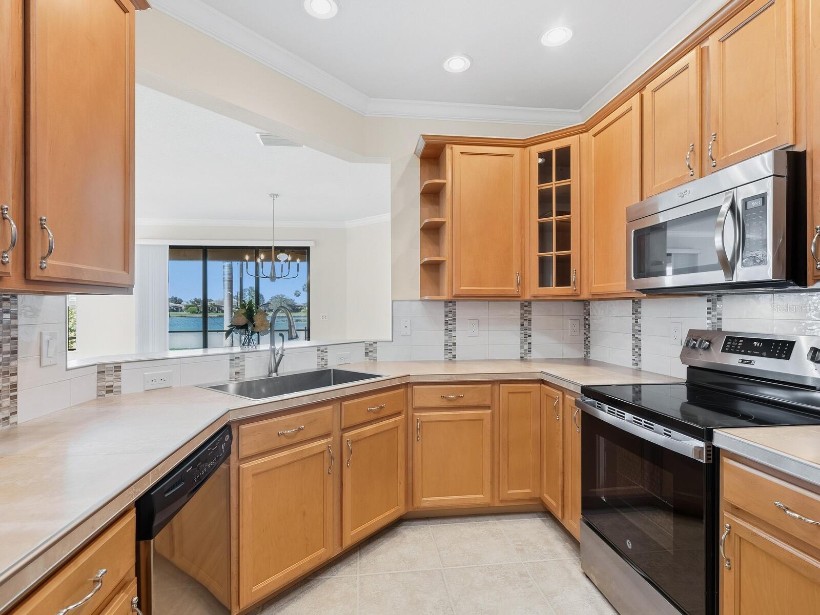 Image 12 of 44 For 20369 Cavallo Court